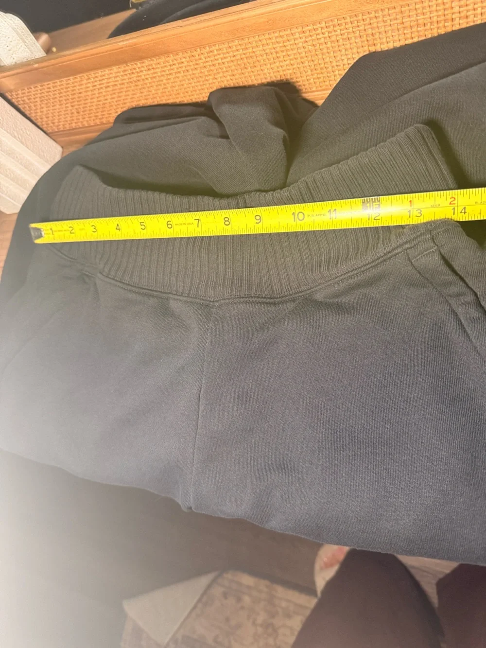 Alo Yoga Serenity Wide Leg Sweatpant Black
